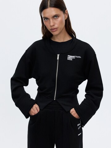 FEMSSY Sweatshirt‌‌‌‌‌‌‌ in Schwarz: Vorderseite