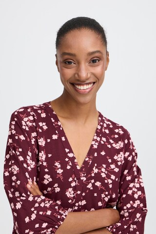 b.young - Blusa en rojo