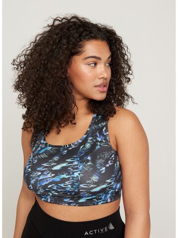 Active by Zizzi Bustier Sport bh 'Ahina' in Zwart: voorkant