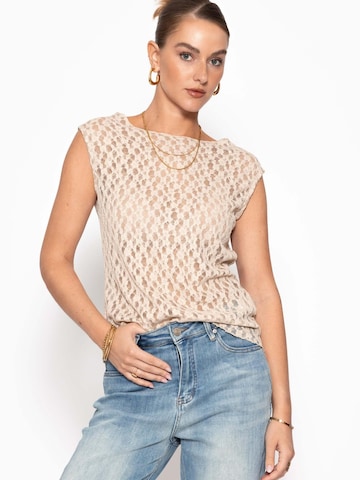 SASSYCLASSY Top in Beige: front