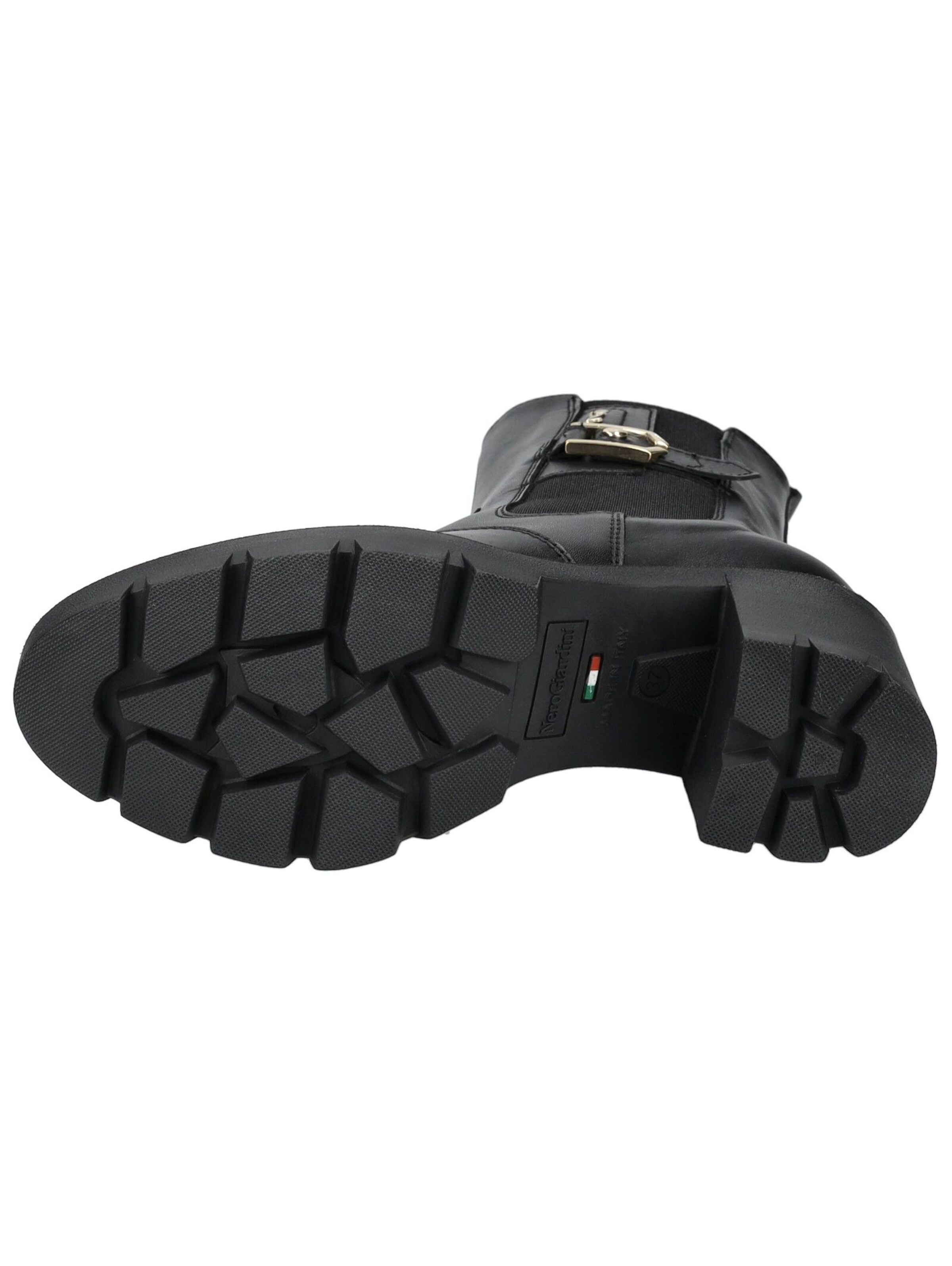 Nero Giardini Chelsea boots in Black