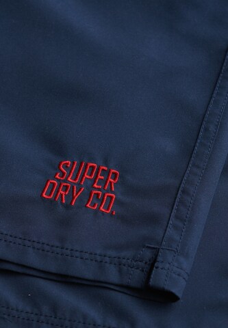 Shorts de bain 'Essential' Superdry en bleu