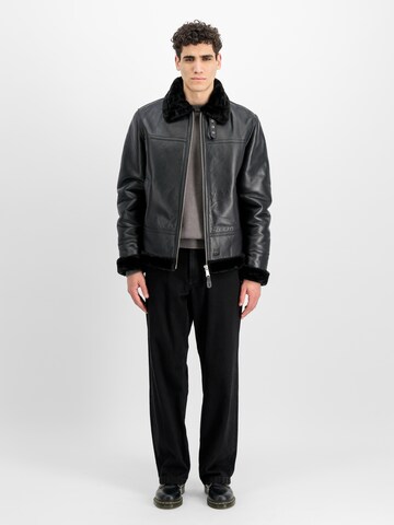 ALPHA INDUSTRIES Jacke 'B3' in Schwarz: Vorderseite