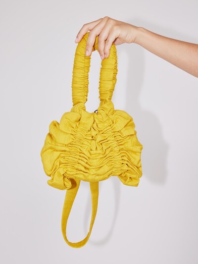 JOANA CHRISTINA Umhängetasche 'Pillow Crossbody Bag' in gelb, Produktansicht