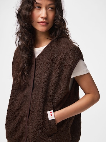 Gilet 'PCKATTY' di PIECES in marrone