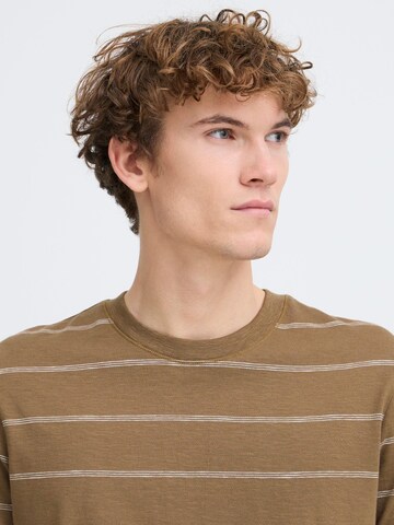 T-Shirt ' CFLie ' Casual Friday en marron