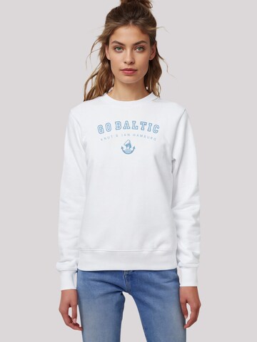 F4NT4STIC Sweatshirt 'Go Baltic Knut & Jan Hamburg' in Weiß: Vorderseite