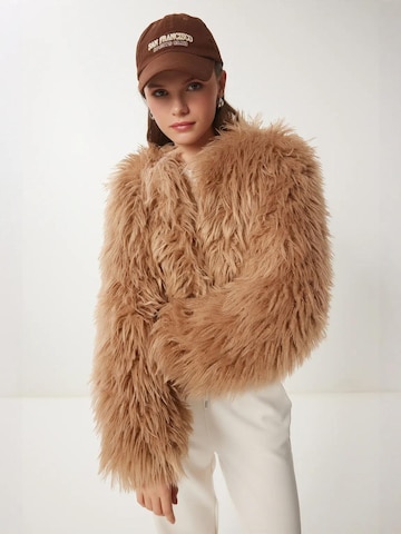 Happiness İstanbul Between-season jacket in Beige