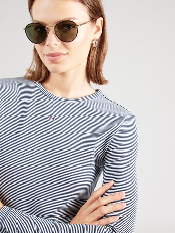 Tommy Jeans Shirt 'ESSENTIAL' in Blau