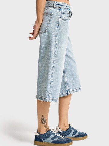 IT'S BASIC Regular Jeans 'BERMUDA DENIM SHORT'‌‌‌‌‌‌‌‌‌ in Blau