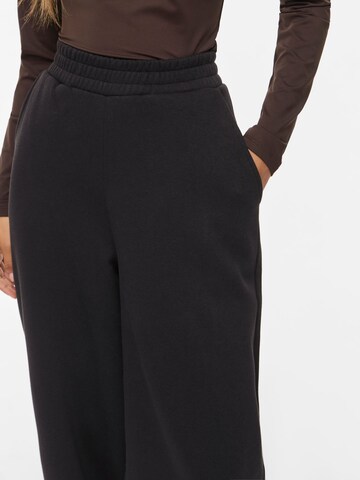 Barrel Pantaloni 'VIVera' di VILA in nero