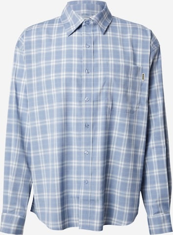 Woodbird Comfort Fit Paita 'Jong' värissä sininen: etupuoli