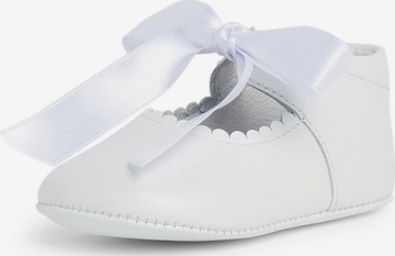 Chaussure basse Pisamonas en blanc : devant