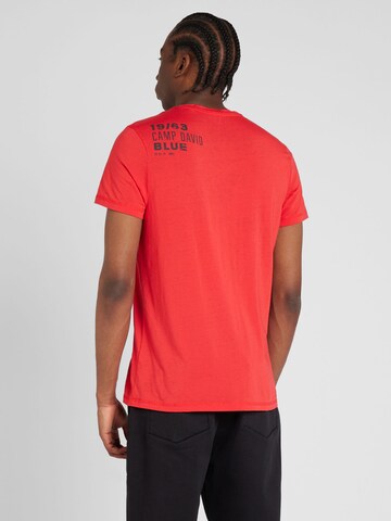 T-Shirt CAMP DAVID en rouge