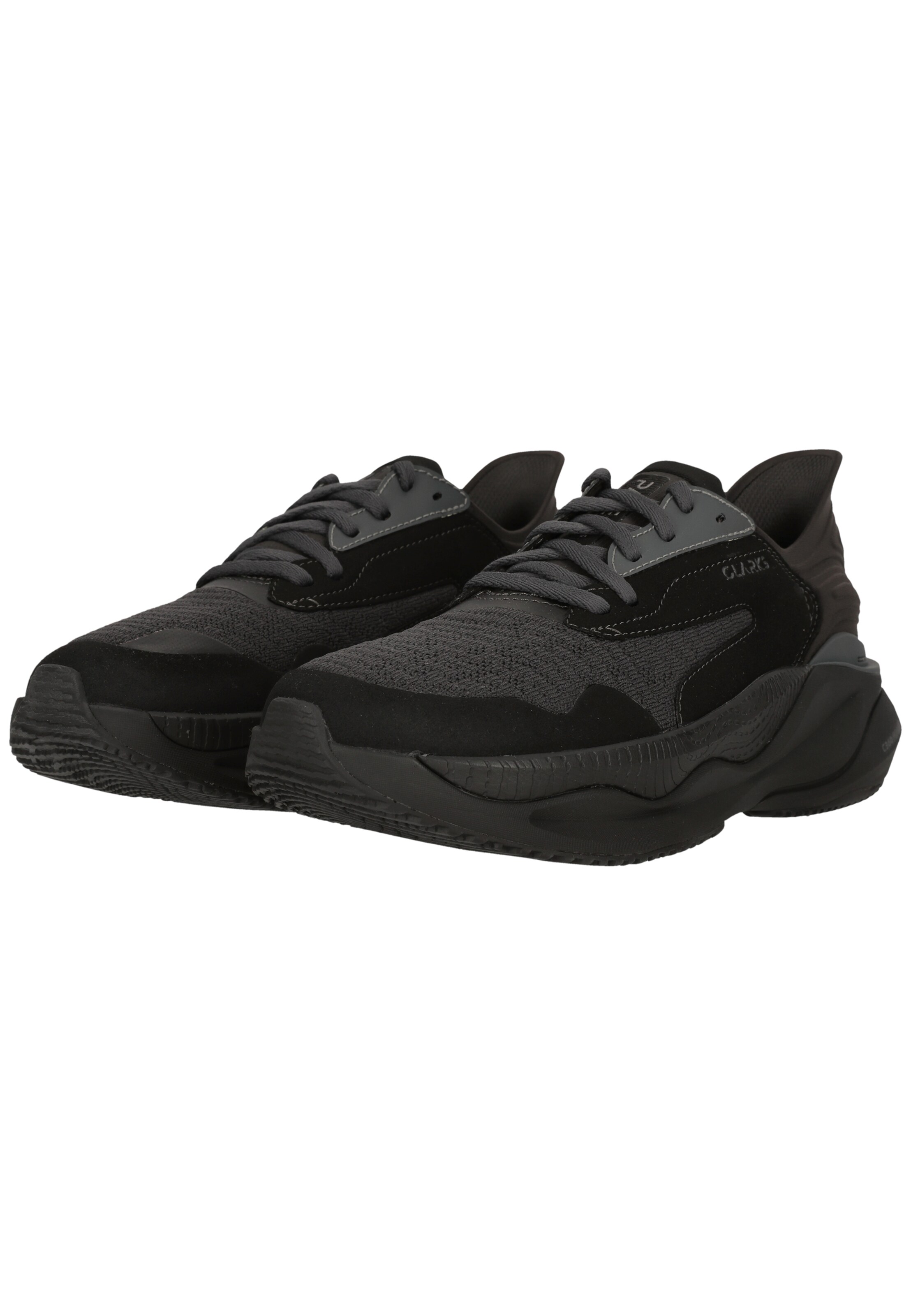 CLARKS Sneakers laag 'Pace' in Zwart