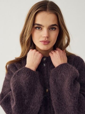 Cardigan ' N-Kae Knit Cardigan ' Noella en marron