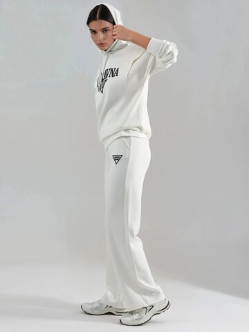 Hiccup Leisure suit in White