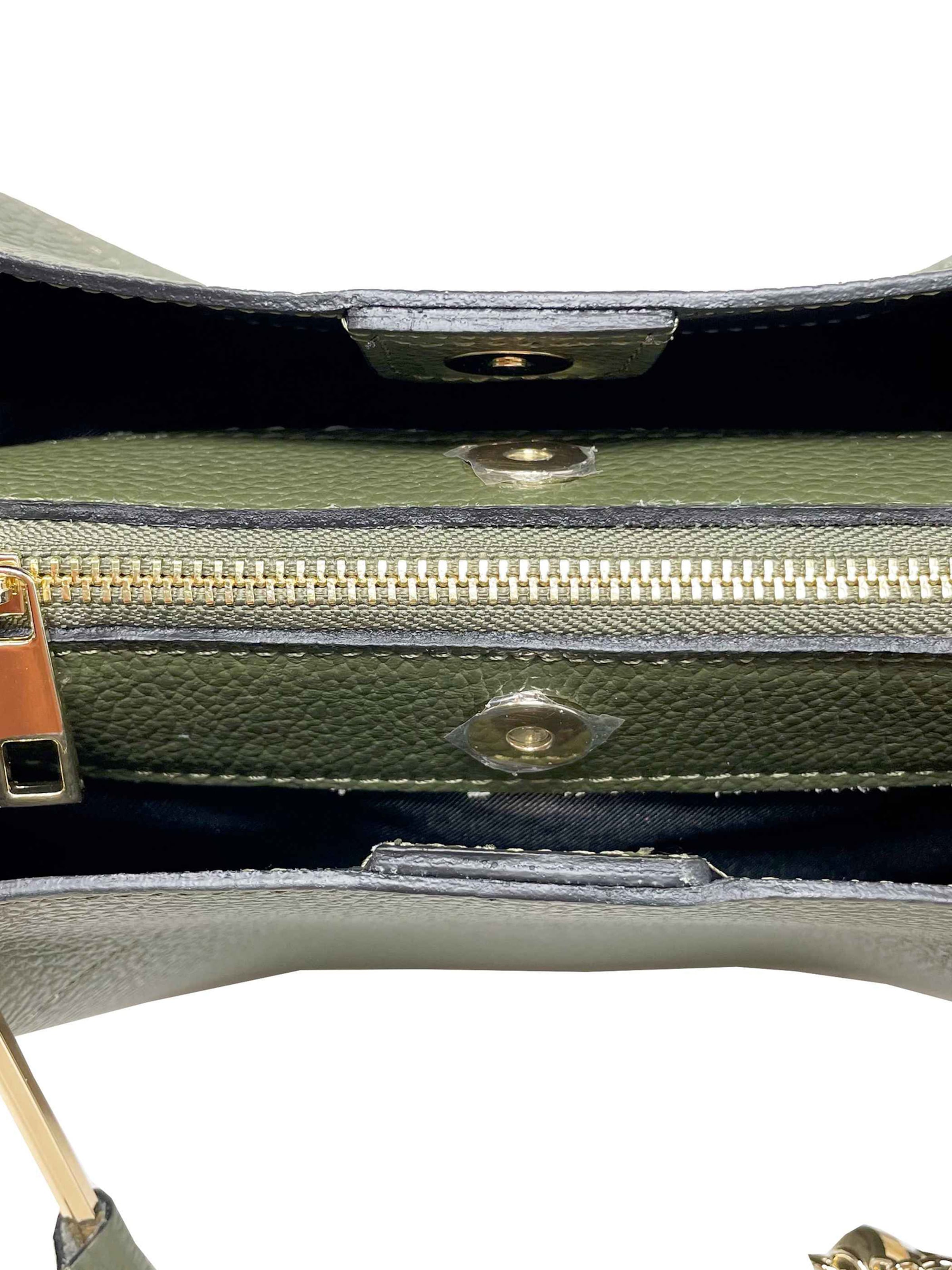 CHICCA BORSE Handbag in Green