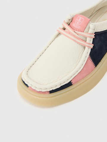 Chaussure à lacets 'Torview' CLARKS en rose