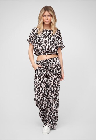 Cloud5ive Loungewear in Beige