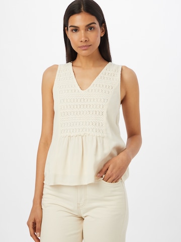 VILA Top in White: front