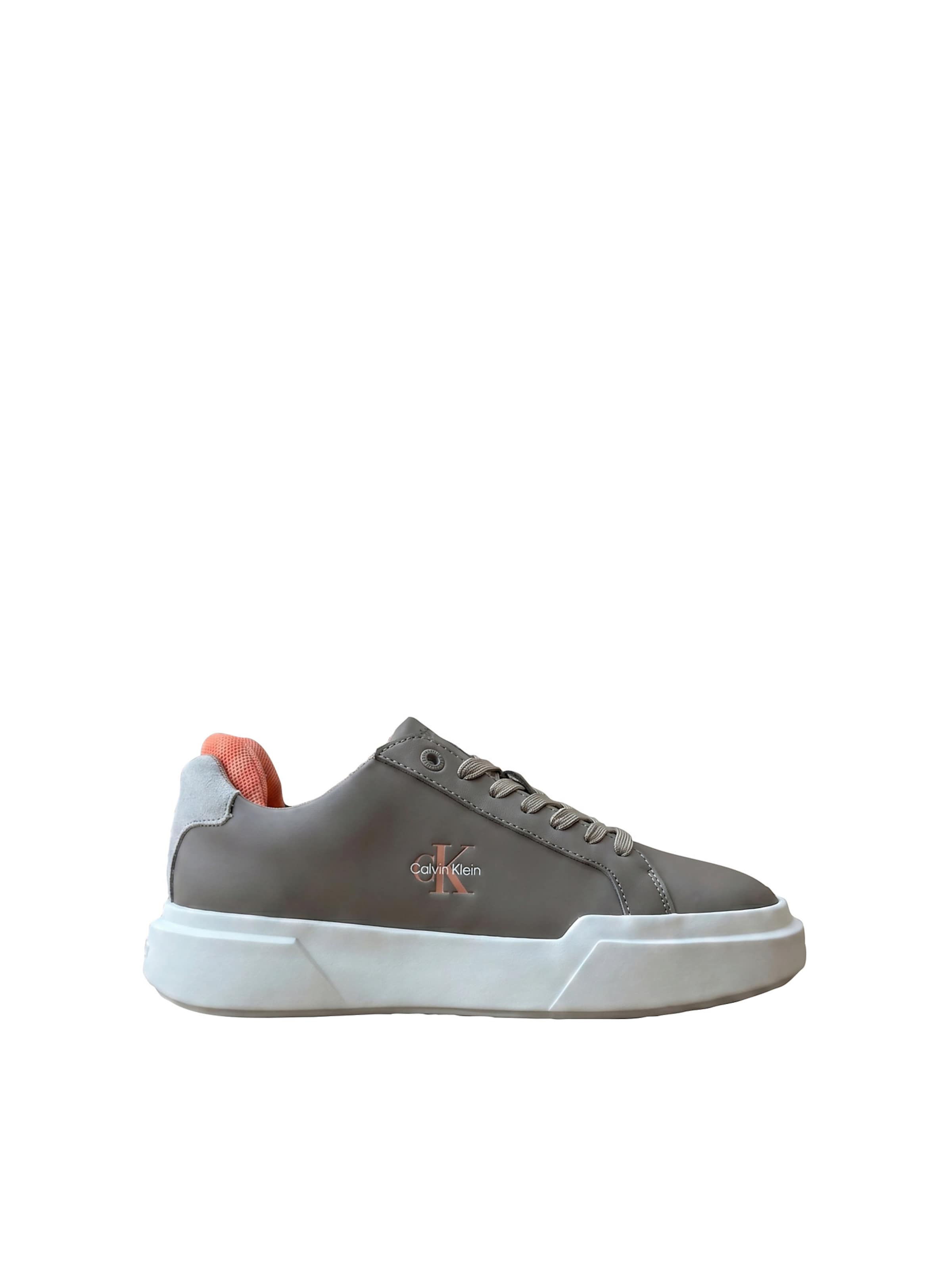 Calvin Klein Sneaker in Grau