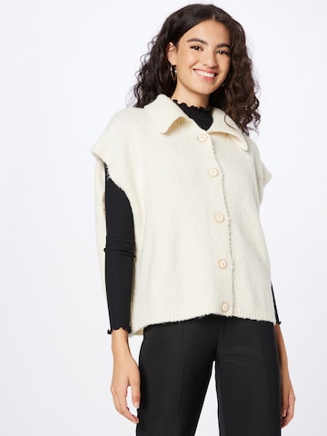 Cardigan Rich & Royal en beige : devant