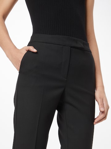 Regular Pantaloni cu dungă de la MAX&Co. pe negru