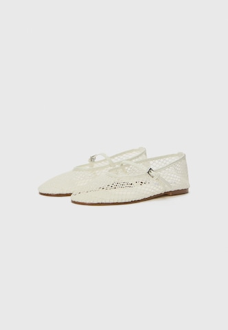 STEVE MADDEN Strap ballerina 'Mags' in White