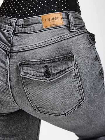 IT'S BASIC Flared Jeans 'OLIVIA MID RISE FLARE' in Grijs