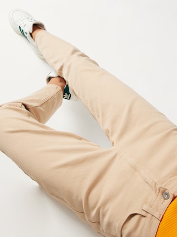 PIECES Tapered Jeans 'KESIA' i beige