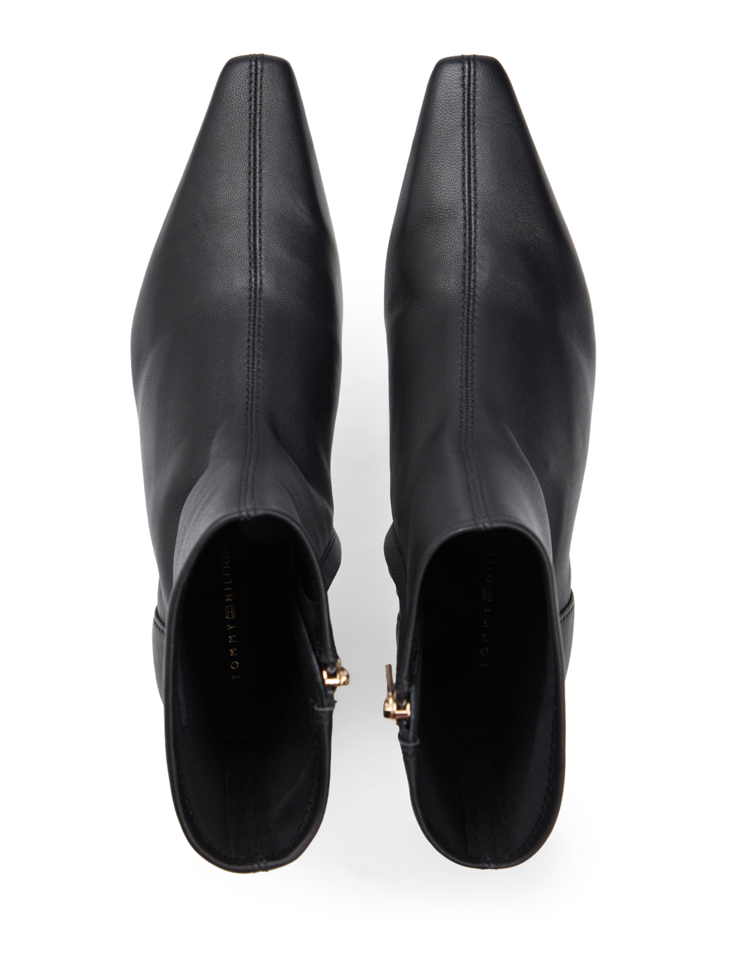 Botine de la TOMMY HILFIGER pe negru