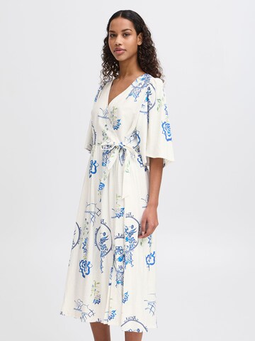Robe d’été 'Lucie' ICHI en blanc