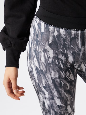 Urban Classics Skinny Leggings in Grijs