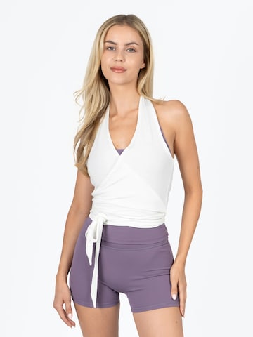 dayr Top 'Halter Wrap Top' in White: front