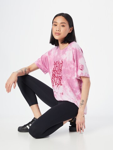 T-shirt 'THUG ROSE' RVCA en rose