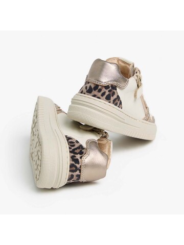 Baskets Nero Giardini en blanc