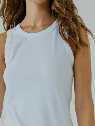 Haut ' Nelly tank ' NORR en blanc