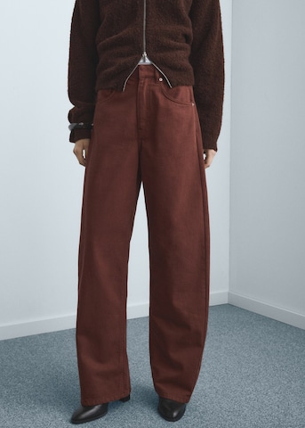 MANGO Loosefit Jeans 'Carol' in Braun: Vorderseite