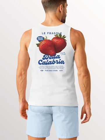 Neverless Shirt 'Strawberry' in Weiß