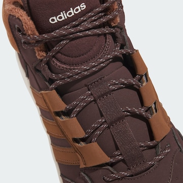 ADIDAS SPORTSWEAR - Botas com atacadores 'Hoops 4.0' em castanho