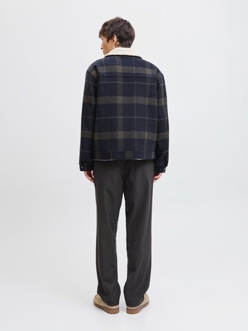 JACK & JONES Prehodna jakna | modra barva