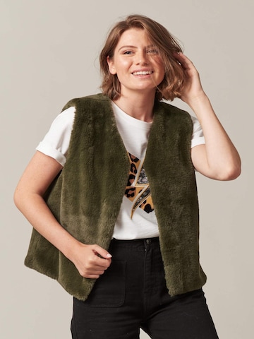 Gilet 'Fuzzy' Deeluxe en vert : devant