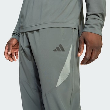 ADIDAS PERFORMANCE Regular Sportbroek 'Essentials' in Groen