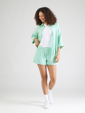 Lindex Regular Shorts 'Amina' in Blau