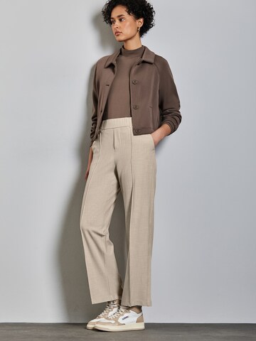STREET ONE Wide leg Trousers in Beige