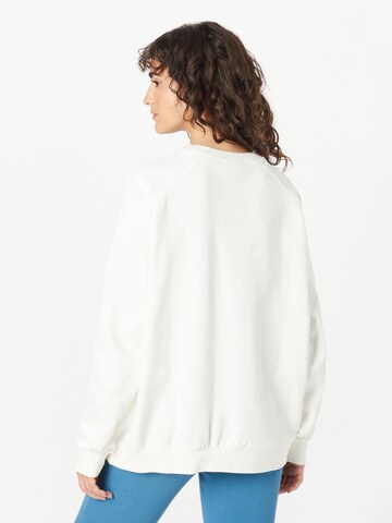 Sweat-shirt 'Favaretto' ELLESSE en blanc