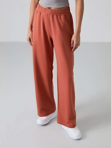 Tommy Life Wide leg Workout Pants in Red