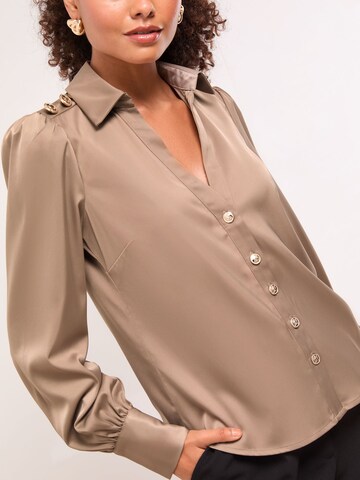 Lipsy - Blusa en marrón