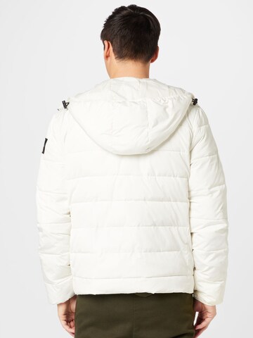 Calvin Klein Jeans - Chaqueta de invierno en blanco